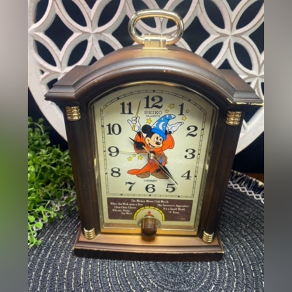 Disney‎ Mickey Mouse Seiko Quartz Musical Clock